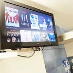 Nicolo V Studios